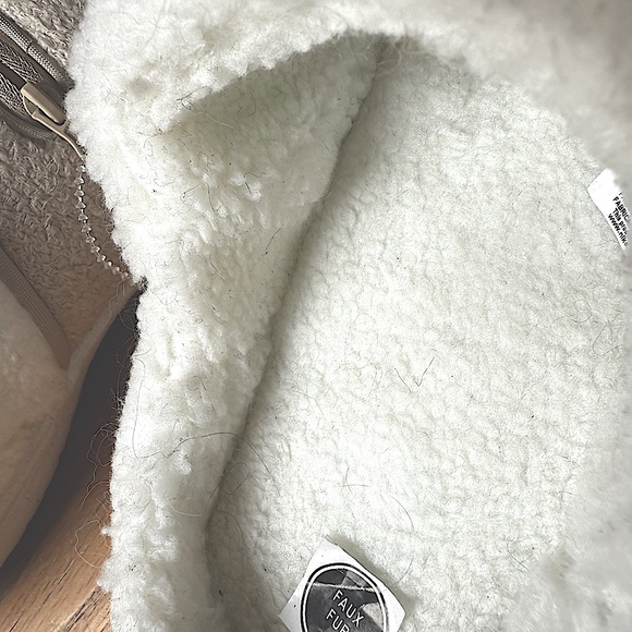 • NWT•  Women’s NIKE Burrow SE Slide Slipper Sanddrift / Light Bone Size 9 - Picture 5 of 11